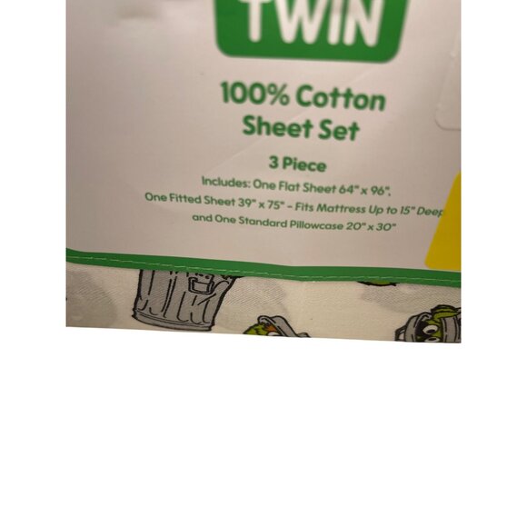 Sesame Street Oscar 3-Piece Twin 100% Cotton Sheet Set Featuring NEW - Picture 3 of 3